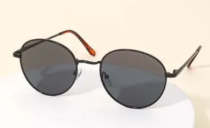 Boutique Sunglasses thumbnail 1