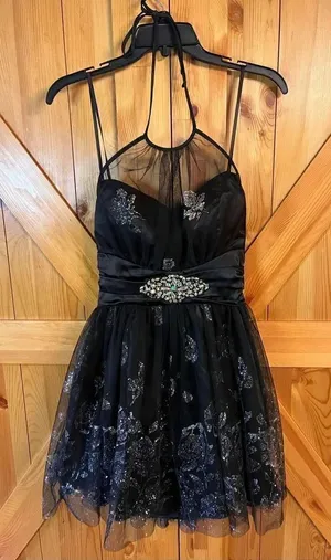 Deb Black Dress Halter floral Sparkly size 7/8 (3018) thumbnail 1