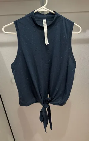 Lululemon Tank thumbnail 1