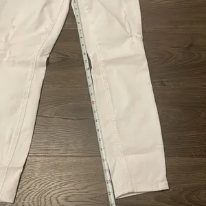 Pistola Lightly Distressed White Skinny Jeans, Size 25 thumbnail 5