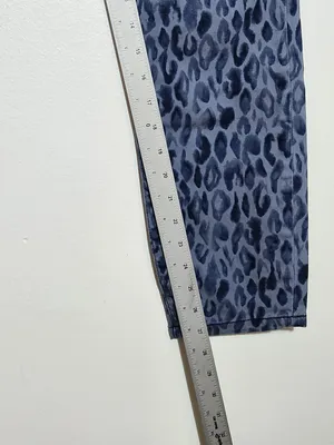 Pilcro Blue Leopard Print Mid-Rise Skinny Jeans Size 32/Size 14 thumbnail 9