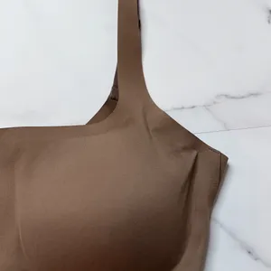 Skims Naked Scoop Bralette thumbnail 2