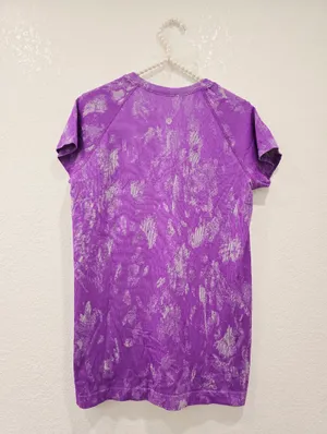 Lululemon SwiftlyTech Shirt 2.0 Shadow Bloom Moonlit Magenta pattern 12 thumbnail 4