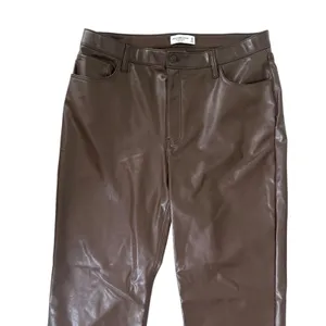 Abercrombie & Fitch Curve Love Vegan Leather 90’s Relaxed Ultra High 33 16 Short thumbnail 5