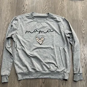 Women’s Gray Large Mama Heart Sweatshirt thumbnail 1