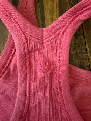 Lululemon tank  thumbnail 3