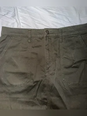 St. John's Bay Women's Size 12 Olive Green Utility Midi Skirt with Pockets NWT thumbnail 3