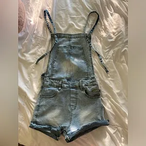 Size xs Light-wash Jean Style Romper Outfit thumbnail 13