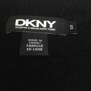 Black Crewneck DKNY Wool & Acrylic Sweater thumbnail 2