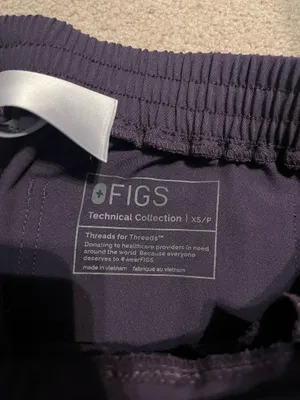 FIGS Scrub Pants thumbnail 3