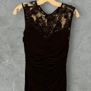 Windsor Long Black Formal Dress thumbnail 2