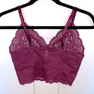 Victoria's Secret Lace Bralette thumbnail 3
