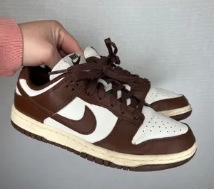 Nike Dunk Low Cacao Wow Womens Sneakers Brown White‎ DD1503-124 Size 7 thumbnail 1