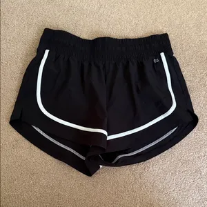 DSG Women's Athletic Shorts Black Size M thumbnail 1