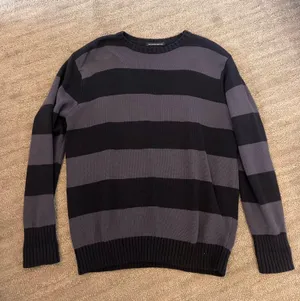 Brandy Melville Brianna Cotton Sweater thumbnail 2