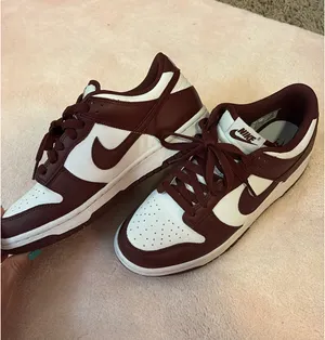 Nike dunks redwood thumbnail 1