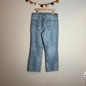 American Eagle Low-Rise Baggy Straight jeans thumbnail 4