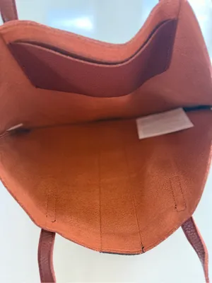 NWOT Vince Camuto Pebbled Vegan Leather Tote thumbnail 4