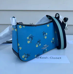 Coach Jes Baguette With Floral Bow Print thumbnail 6