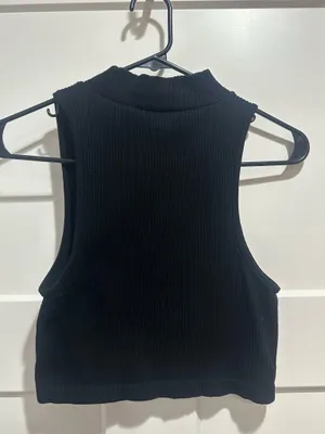 Cropped Turtleneck Black Size M thumbnail 2