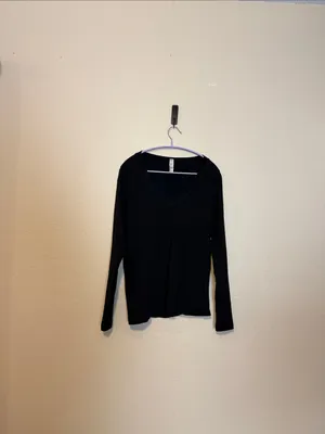 Athleta Renew Seamless V-Neck Long Sleeve Top‎ Black Size XL thumbnail 3