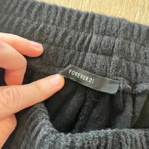 Womens Forever 21 Black Casual Shorts - XS thumbnail 4