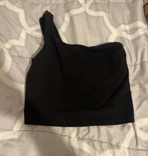 Lululemon crop Tank thumbnail 1
