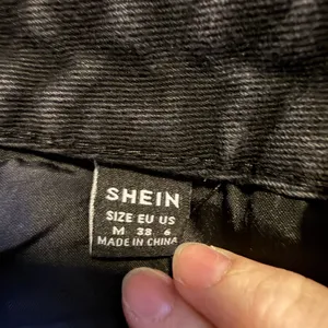 SHEIN Black Distressed Boyfriend Jeans thumbnail 3