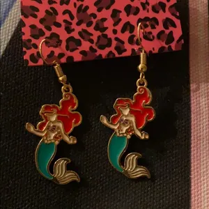 Betsey Johnson Adorable mermaid 🧜‍♀️ earrings‎ thumbnail 2