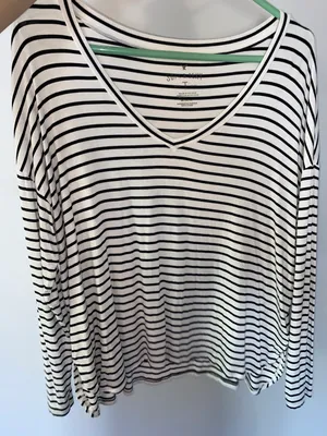 American Eagle Soft And Sexy Long Sleeve Tee thumbnail 2