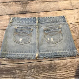 Abercrombie size 14 blue jean shorts thumbnail 3