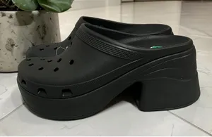 Crocs Siren Clog‎ Women Black Platform Block Heel Mule Sandals Size 12 thumbnail 1