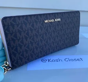 Michael Kors Large Logo Travel Continental Wallet - Powder blush/Brown thumbnail 1