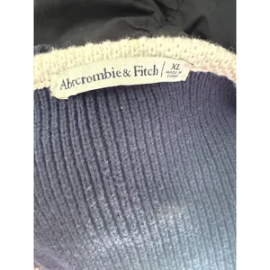 Abercrombie & Fitch Mara Button-Up Sweater Vest in Navy Size XL thumbnail 7