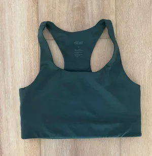 Girlfriend Collective Sports Bra Moss Green thumbnail 1
