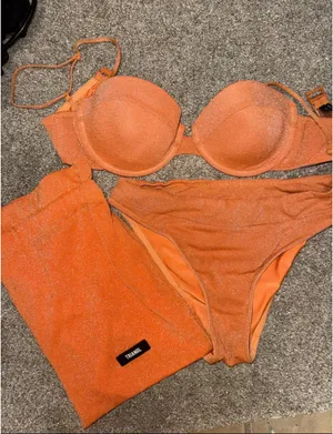 Triangl Bikini Set thumbnail 4