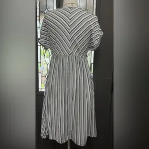 Isabel Maternity Striped V-Neck Dress thumbnail 5