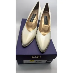 Stuart Weitzman Off White Leather Studded Pointed Toe Pumps Heels Size 7.5 thumbnail 8