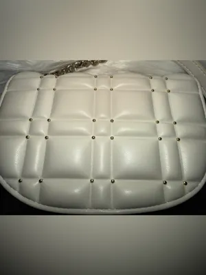 ZARA Cream Quilted Crossbody with Gold Studs and Chain thumbnail 3