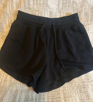 Gilly Hicks Shorts thumbnail 1