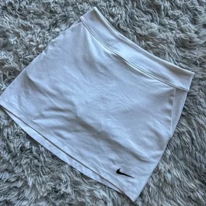 Nike White Golf Skirt thumbnail 2