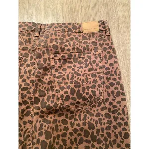 American Eagle Curvy Super Hi-Rise Brown Leopard Print Jegging Jeans Size 18 thumbnail 8
