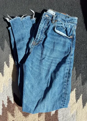 ZARA Jeans High-Rise thumbnail 1