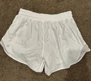 Lululemon Hotty Hot Shorts 4” thumbnail 3