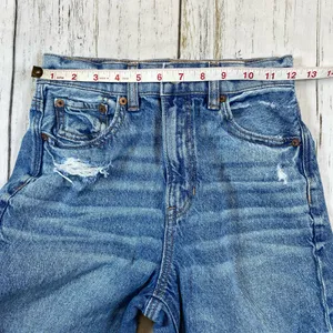 American Eagle Strigid Highest Rise Baggy Straight Ripped Distressed Jean thumbnail 4