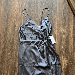 ASTR the Label Dress Gray Dress thumbnail 3