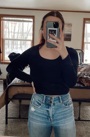 American Eagle Outfitters Long Sleeve Top thumbnail 1