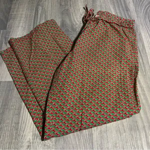 Vineyard vines Red Green Whale Print PJ’s Bottom; Medium thumbnail 1