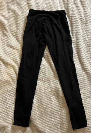 Black Side Pocket Athletic Legging thumbnail 1