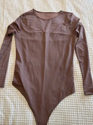 Abercrombie Bodysuit Long Sleeve thumbnail 1